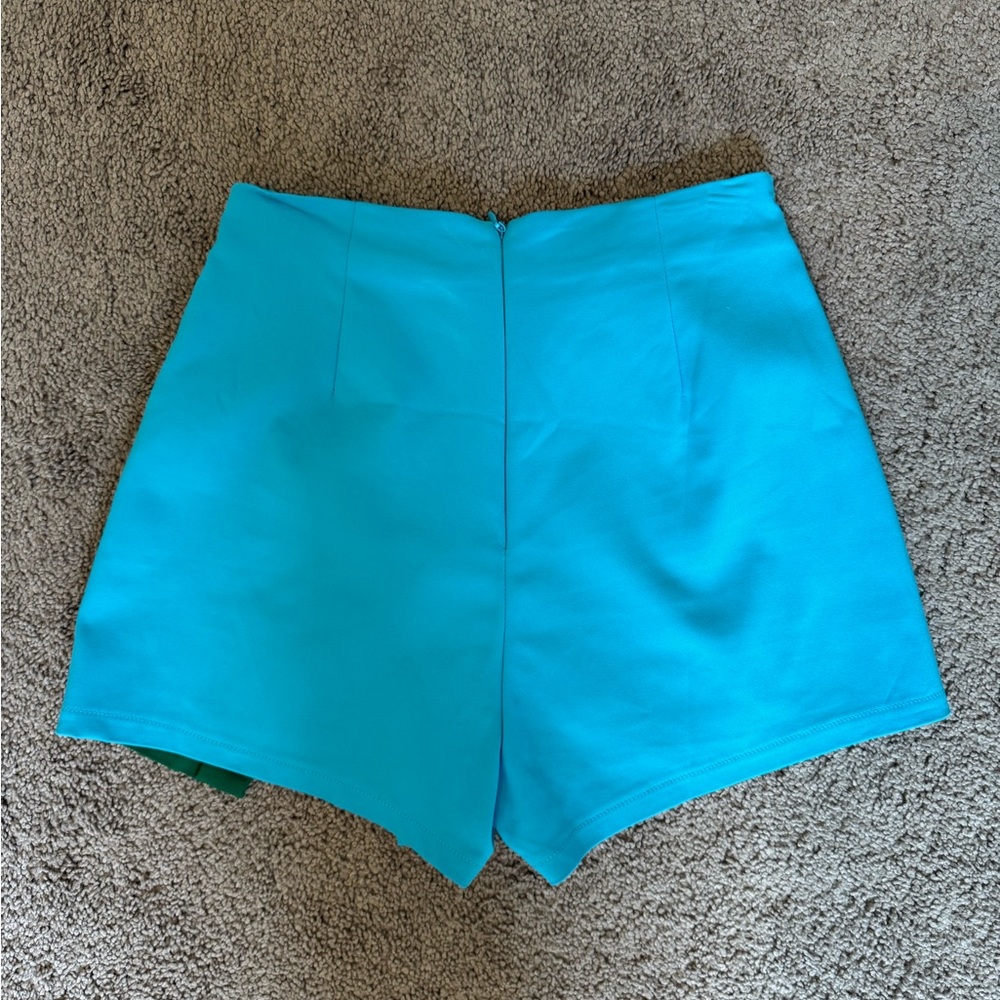 Superdown Aaleyah Two Tone Skort - image 3